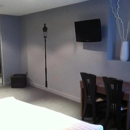 فندق Le Relais Des Bergers 3*